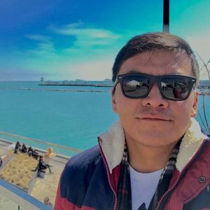 Meet your Posher, Derek